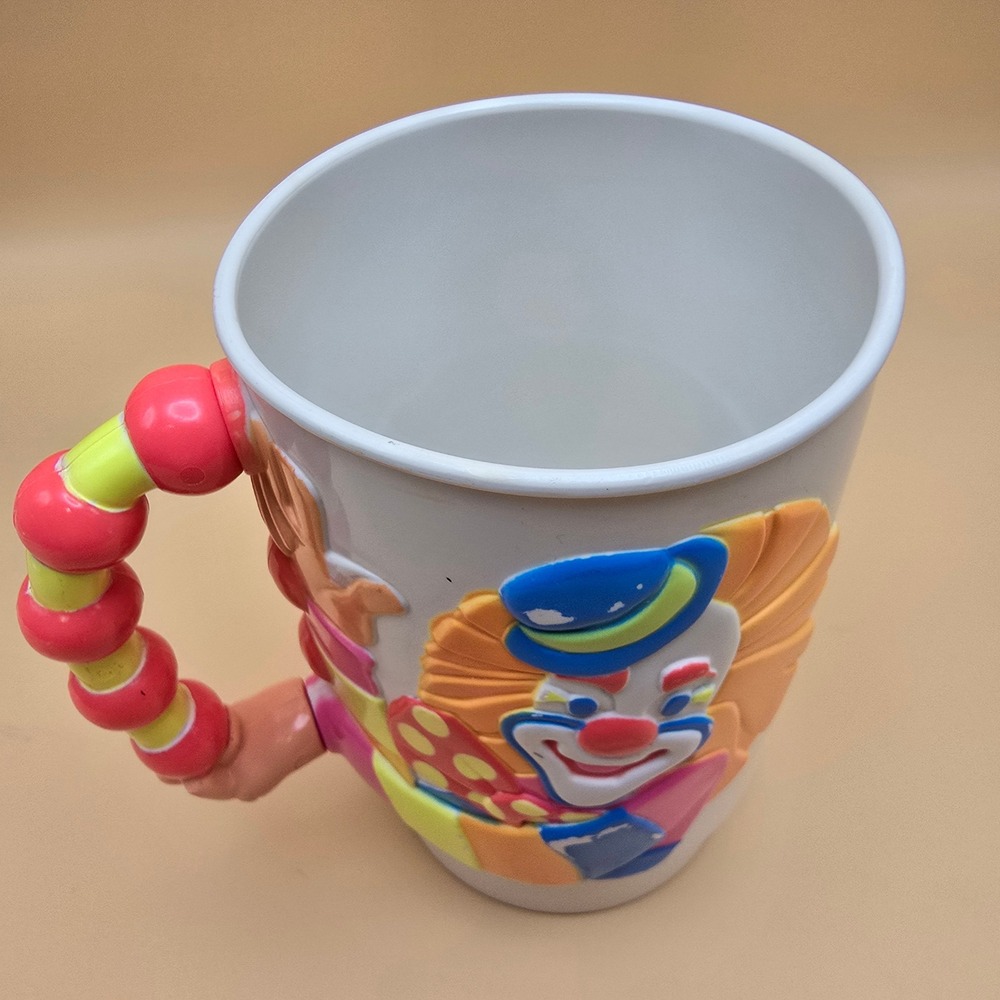 Vintage 1990 Ringling Bros Barnum & Bailey Circus 3D Clown Plastic Souvenir Mug - Picture 3 of 13